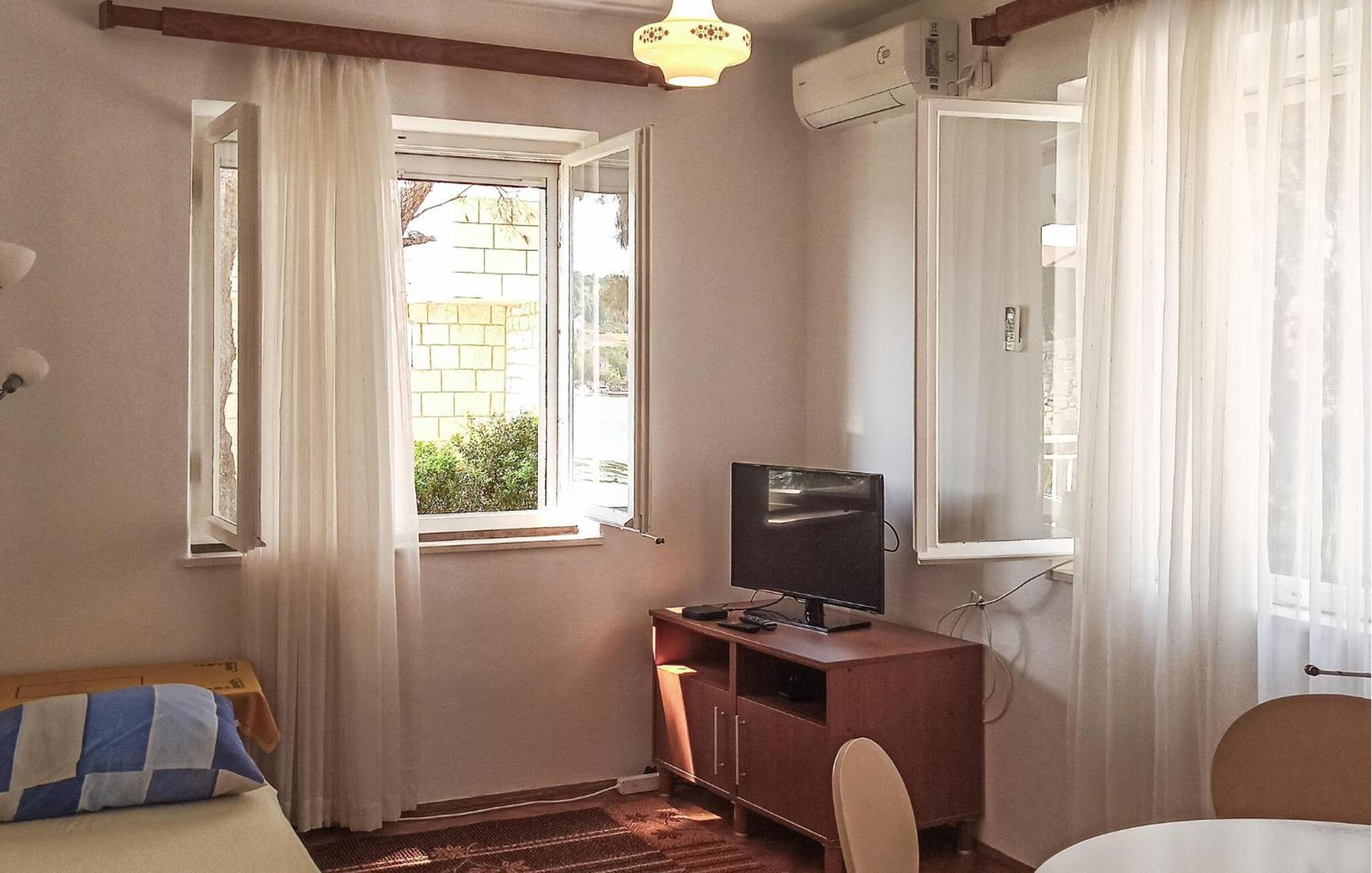Amazing Apartment In Lumbarda With Kitchen Dış mekan fotoğraf